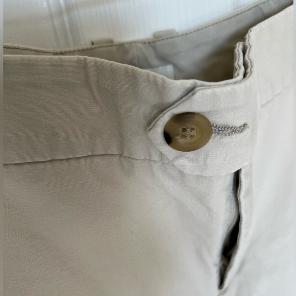 Women’s Docker Shorts - Picture 7 of 11